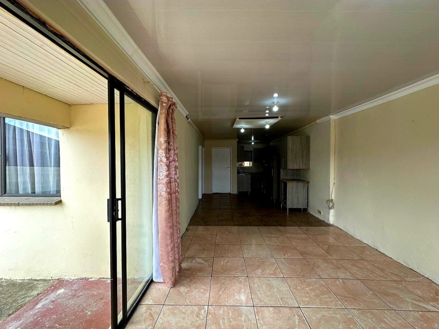 5 Bedroom Property for Sale in Mdantsane Nu 17 Eastern Cape